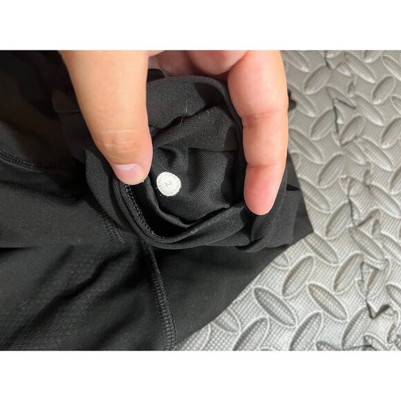 Lululemon‎ Mapped Out High-Rise Tight 28" Black / Black Leggings Womens Size 2 - Picture 5 of 8